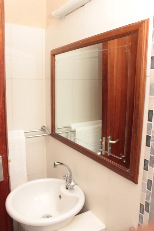 Moffat Court Boutique Hotel Mombassa Buitenkant foto